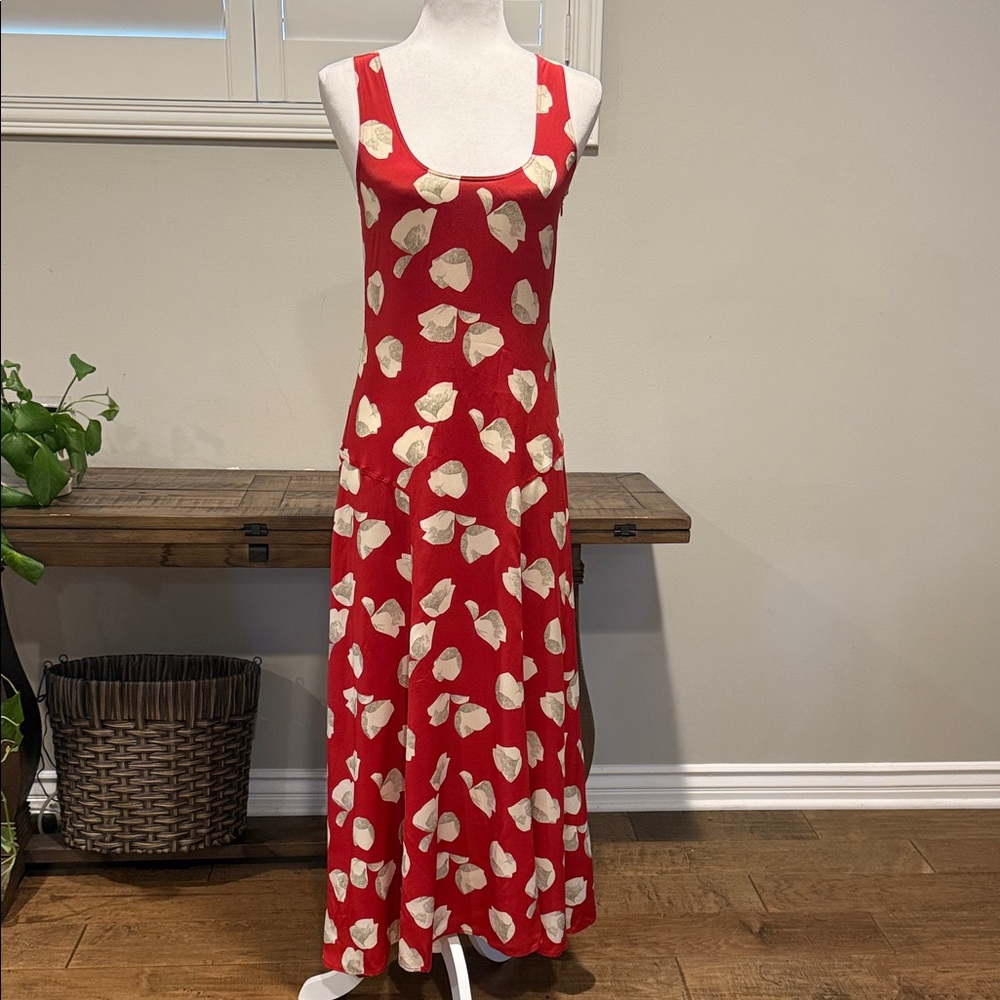 Red Floral Sleeveless Maxi Dress